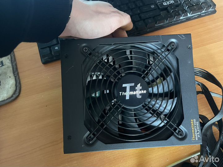Блок питания thermaltake 1000w
