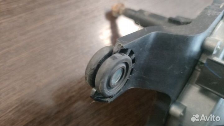 Моторчик стеклоочистителя задний Bmw X5 4.8I E70