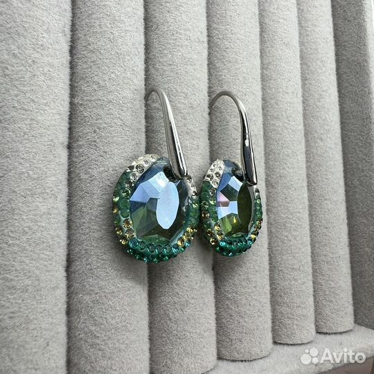 Серьги Swarovski Galet Parallele зеленые синие