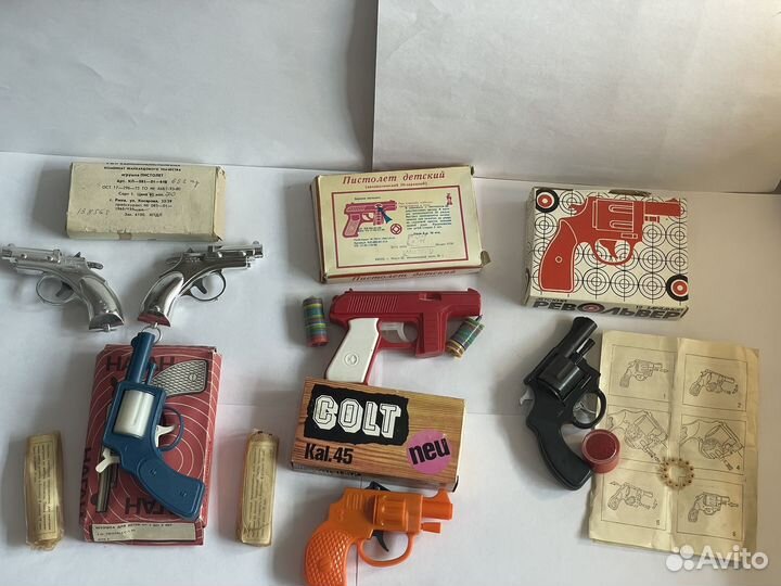 Детские, 6 шт пистолеты,в родных коробках. СССР