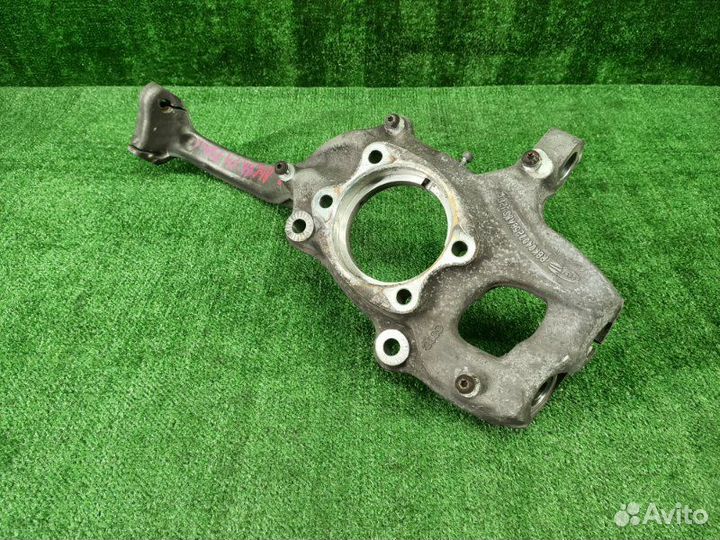 Кулак поворотный передний правый Audi A6 C7