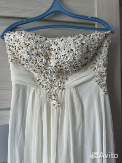 Вечернее платье