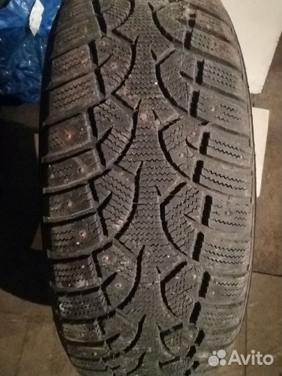 Gislaved Nord Frost 5 205/65 R15 94Q