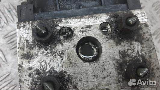 Блок ABS toyota corolla E12 (HNI13KW01)