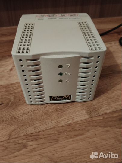 Стабилизатор напряжения Powercom TCA-1200