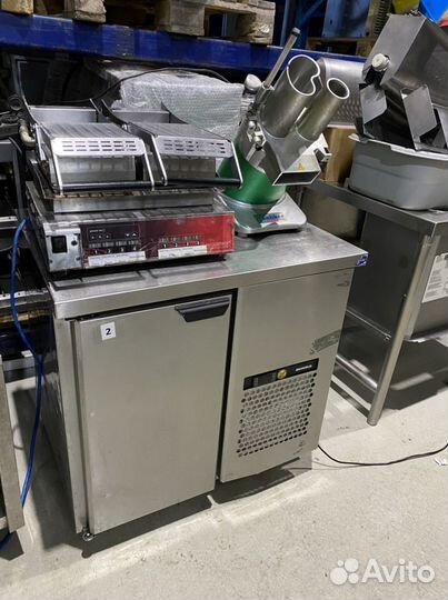 Холодильный стол skycold