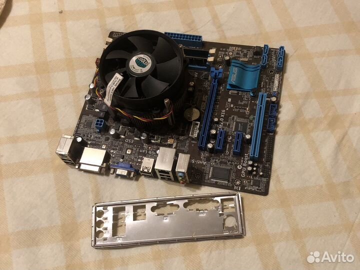 Материнская плата с процессором 1155