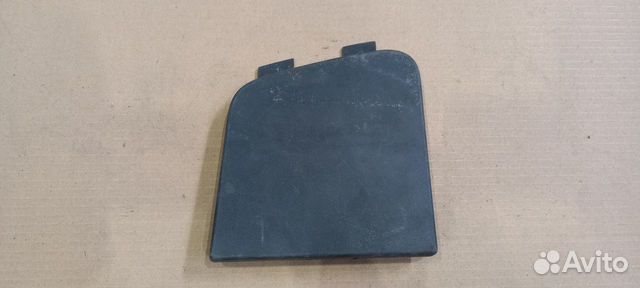 Заглушка бампера нижняя