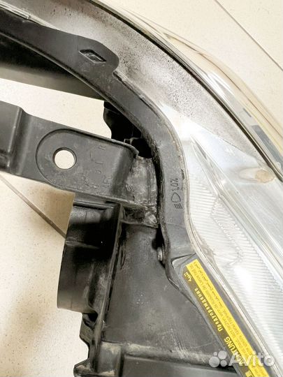 Фара левая Toyota camry 50 оригннал б/у