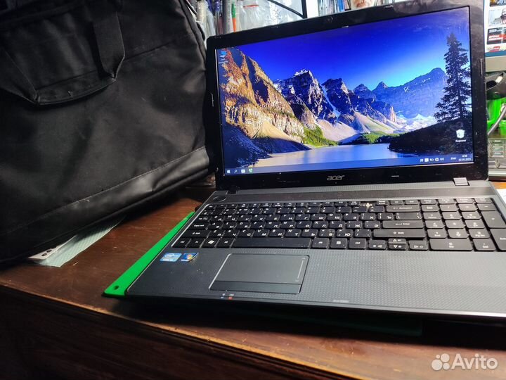 Ноутбук Acer Aspire 5749
