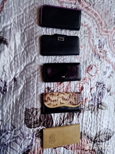 Продам женские кошельки