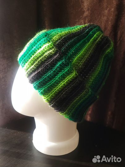 Шапка женская вязаная ручная работа