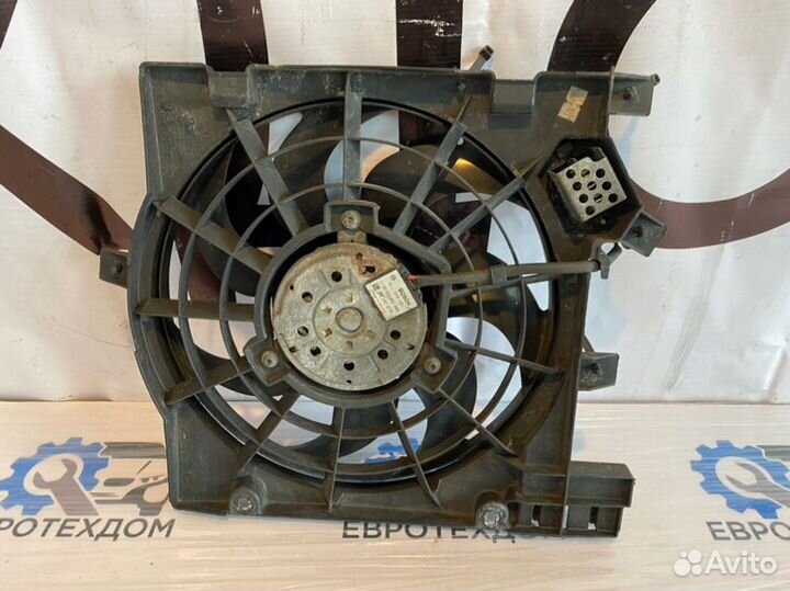 Вентилятор радиатора Opel Astra Gtc H L08 Z19DTH