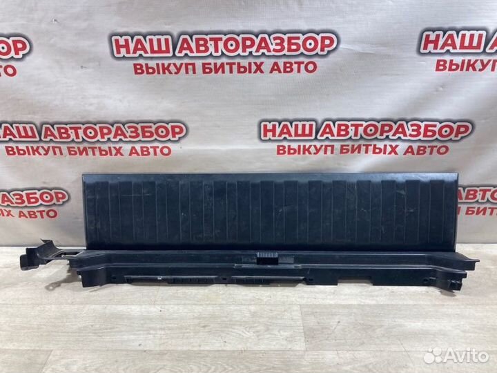 Накладка двери багажника Bmw X5 (E-70) 2010