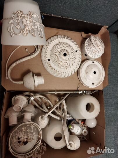 Люстра пятирожковая