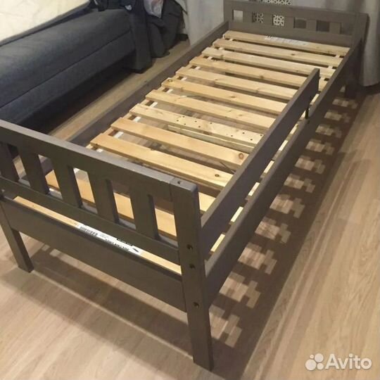 Детская кровать от 3 лет с матрасом бу