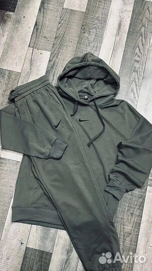 Костюм Nike