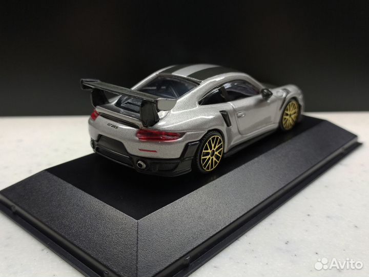 1:43 Porsche 911 GT2 RS