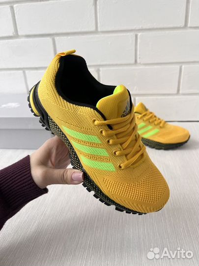 Новые кроссовки Adidas