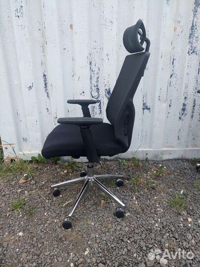 Компьютерное кресло б/у