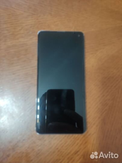 Samsung Galaxy S10, 8/128 ГБ