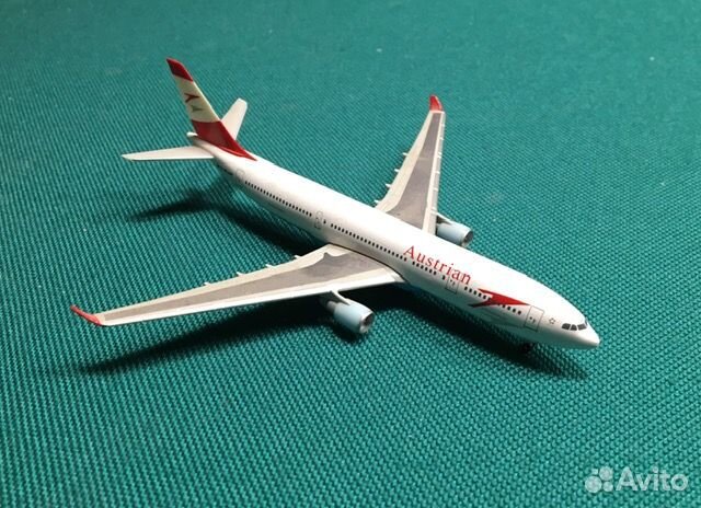 Модель самолета Airbus A330-200 Austrian airlines
