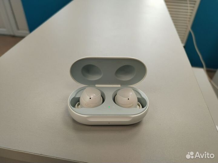 Наушники samsung galaxy buds