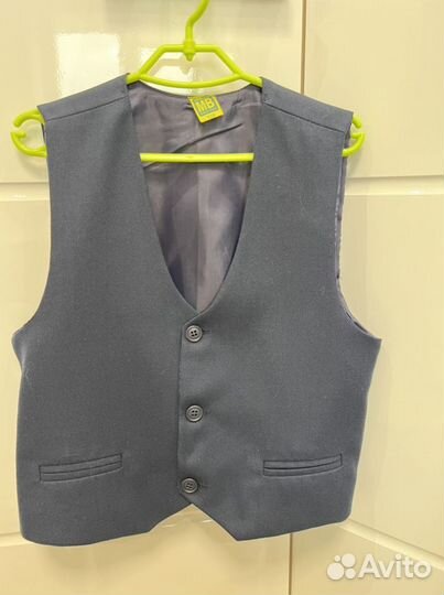 Школьный костюм