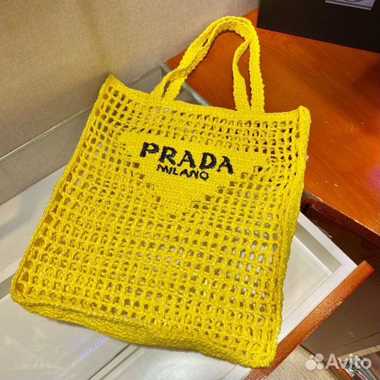 Сумка Prada