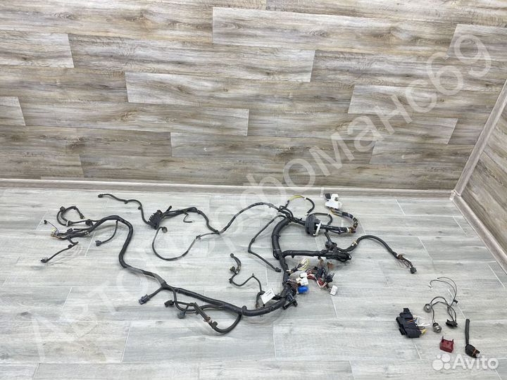 Проводка моторного отсека Nissan Qashqai J10