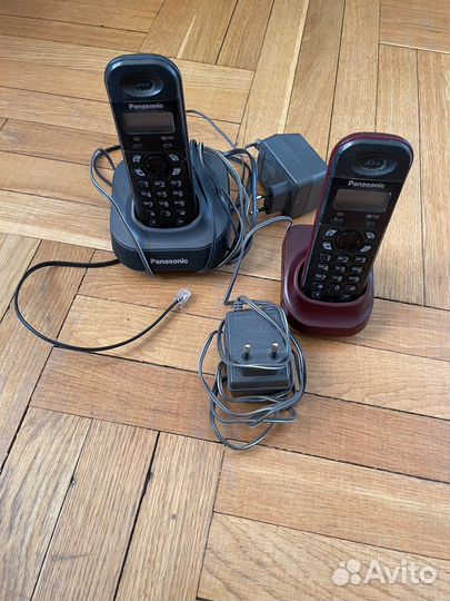 Беспроводной телефон Panasonic с доп трубкой