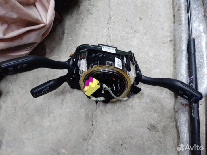 Блок подрулевых переключателей Audi A4