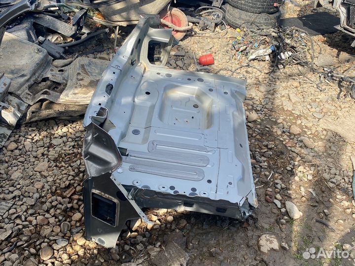 Задняя панель Citroen DS 5,2013 год