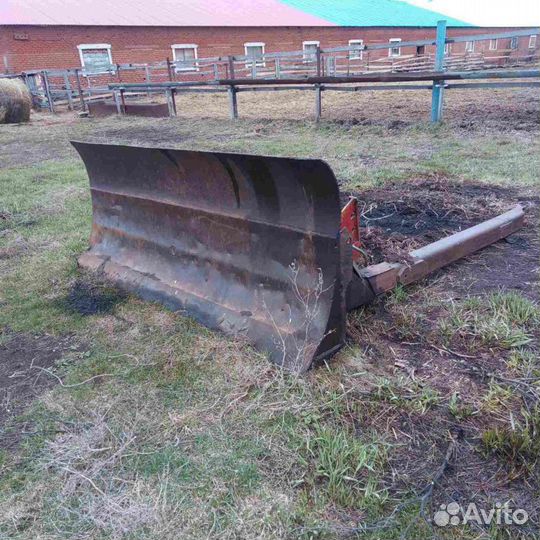 Отвал на дт 75 бу