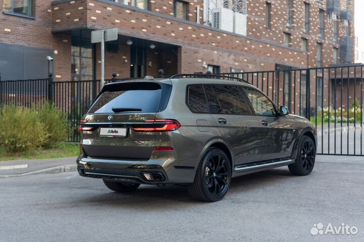 BMW X7 3.0 AT, 2023, 80 км