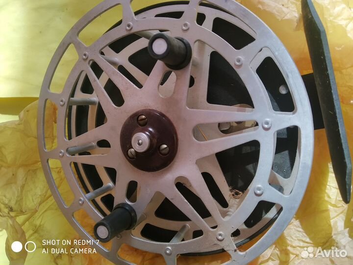 Катушка спиннинговая невская