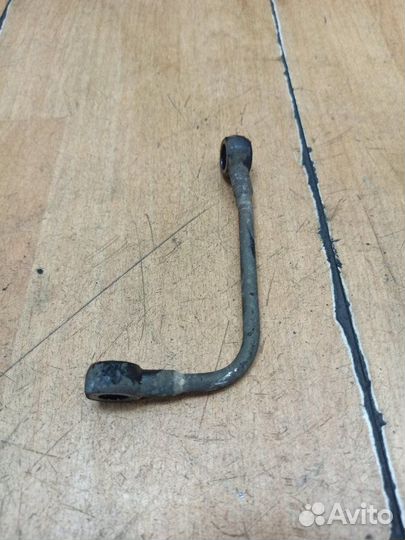 Трубка подачи масла на турбину Opel Astra H Z17DTL