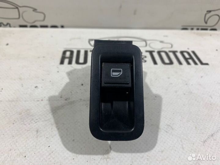 Кнопка стеклоподъемника задняя левая Volkswagen