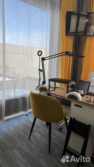 Аренда места мастера маникюра