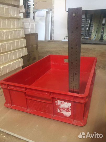 Пластиковые ящики