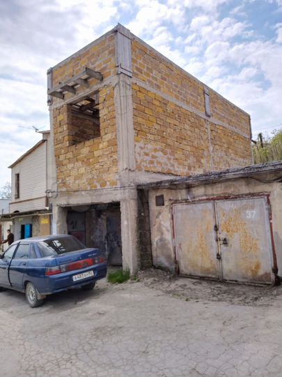 Гараж