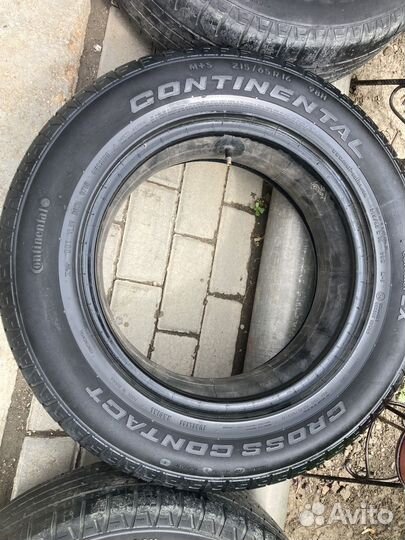 Continental ContiCrossContact LX 215/65 R16 98H
