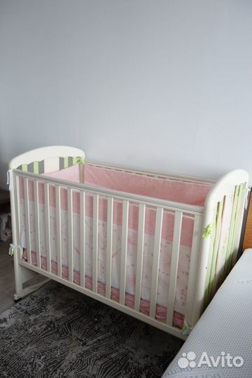 Детская кровать-качалка