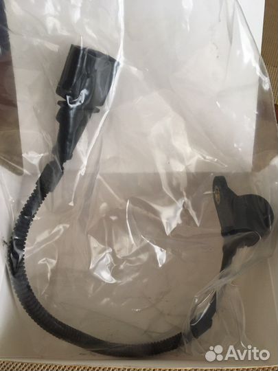 Датчик положения распредвала Volkswagen Touran