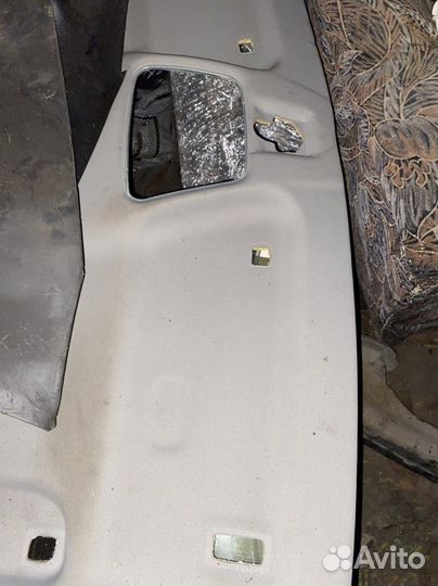 Салон на mercedes С 240 2005 года