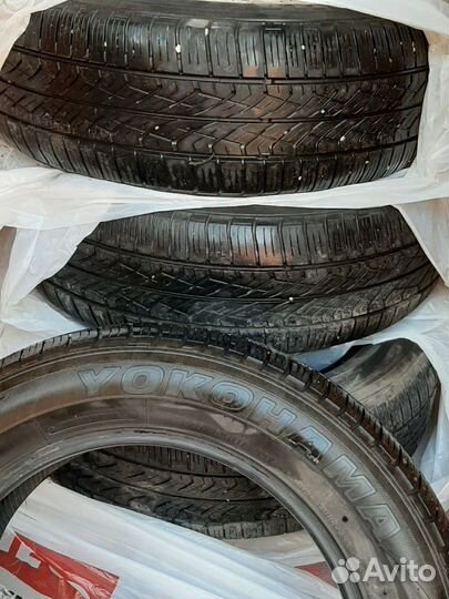 Yokohama A200 225/60 R17