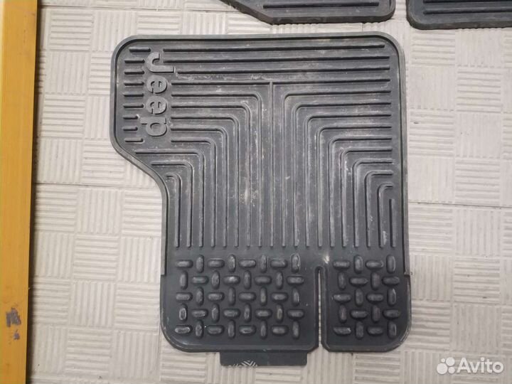 Оригинальные коврики в салон Jeep Wrangler TJ97-06