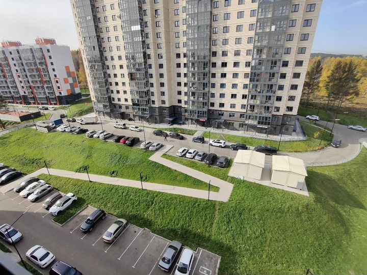 3-к. квартира, 77 м², 9/9 эт.