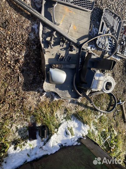 Toyota Gaia по запчастям 99 год