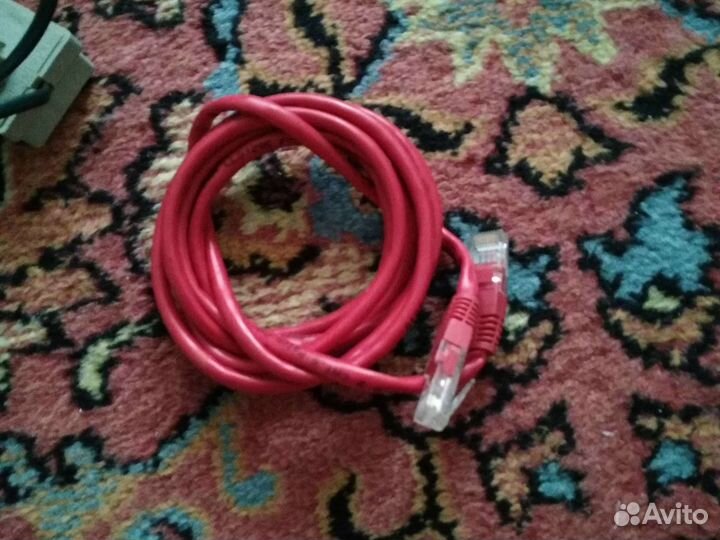 Провода подключения разные